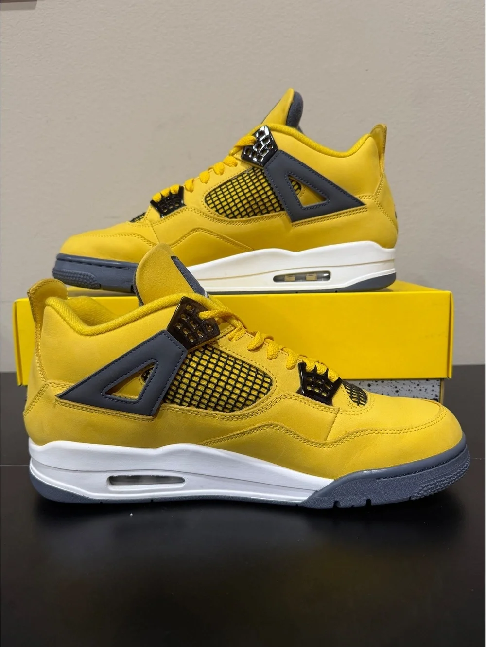 Size 13 - Air Jordan 4 Retro “Lightning” 2021 *WORN ONCE*